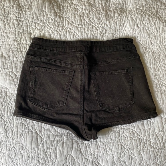 Talula Fitted Washed black short - Picture 2 of 3